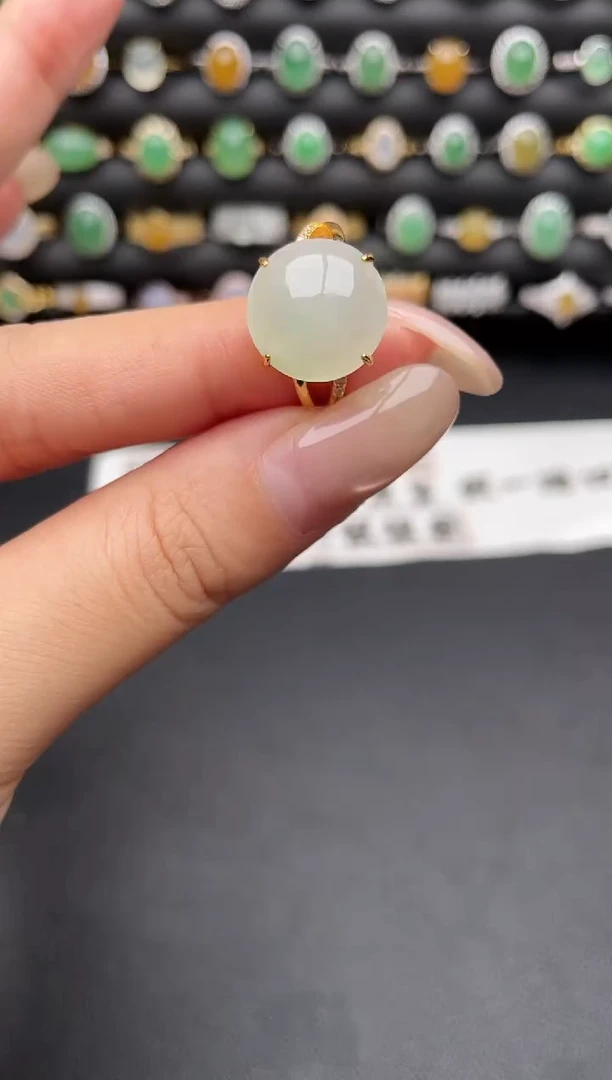 银S925镶嵌戒指翡翠一物一证一礼盒
