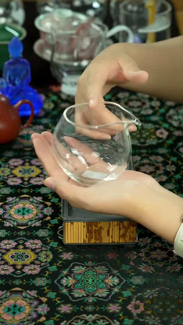 新号开播 连炸七天 关注一下