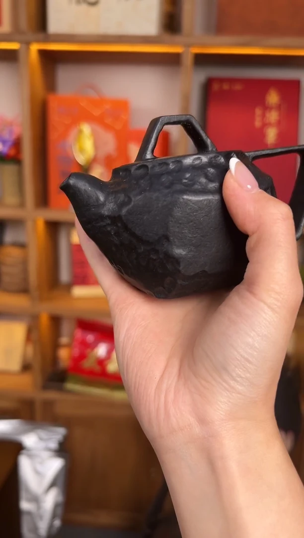 冰 碛 岩      壶
