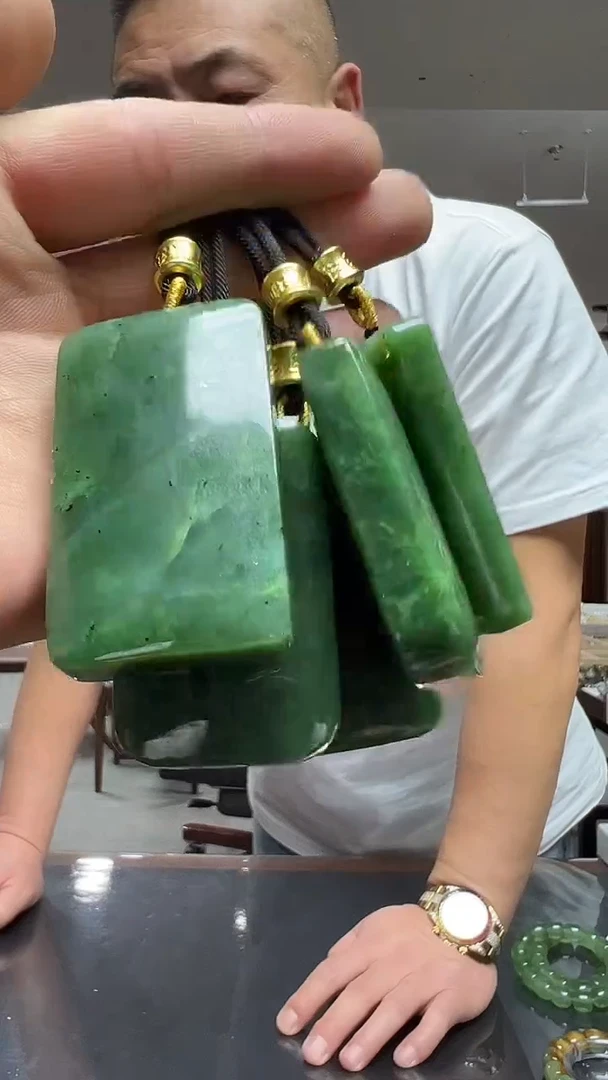 未镶嵌和田玉（碧玉）挂件多样性发货其中发一