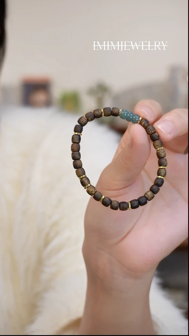 无木质沉-香危翡