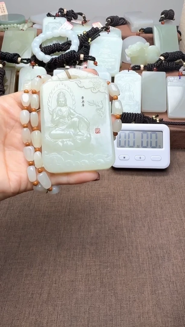 颈饰未镶嵌和田玉佬* 佬臣