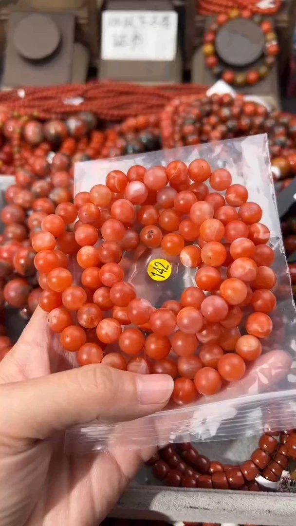 南红玛瑙手串未镶嵌桃*8+