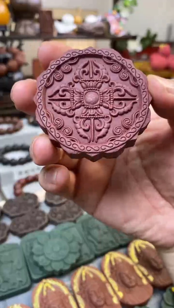 泥塑微瑕驻颜芳华合香牌-八宝