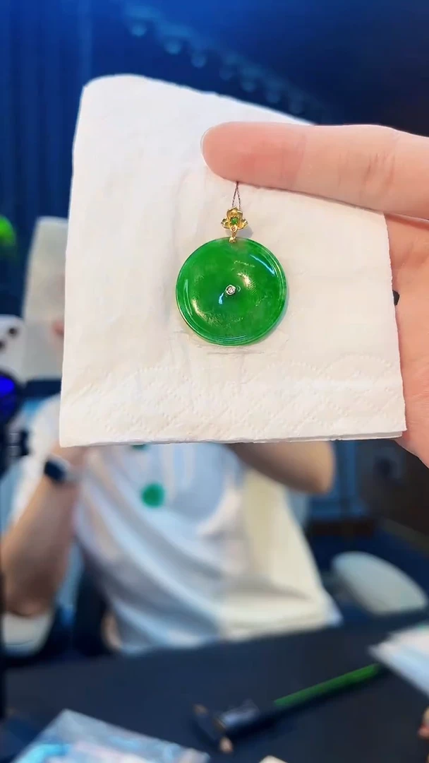 翡翠18K金镶嵌颈饰缅料A货/支持复检/一件