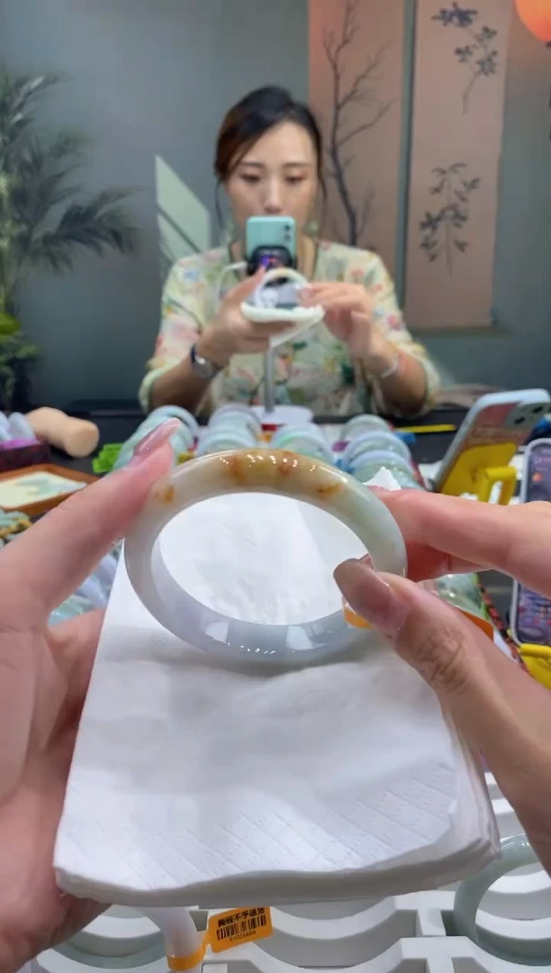 未镶嵌手镯翡翠000039417
