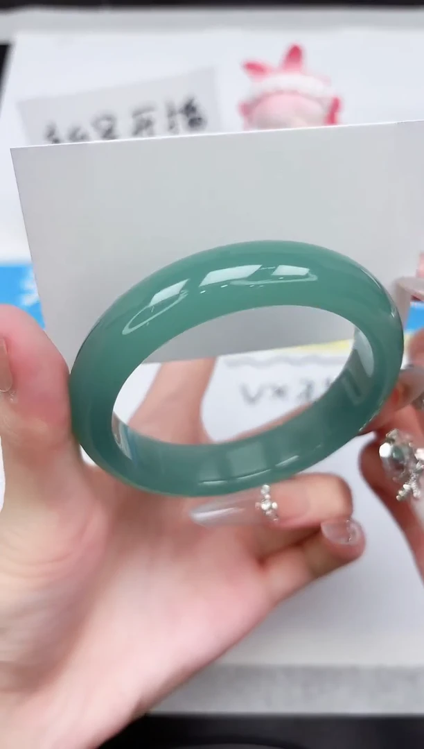 石英质玉手镯未镶嵌65-57.8