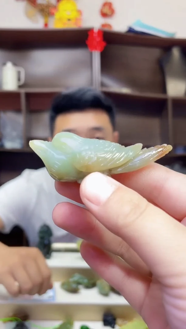 和田玉未镶嵌颈饰1