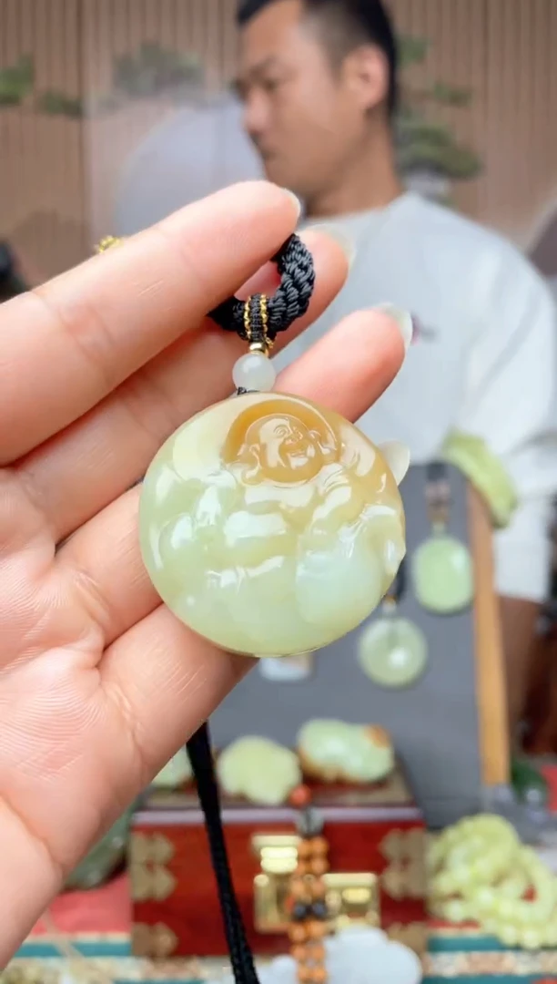 颈饰未镶嵌和田玉拍一发一