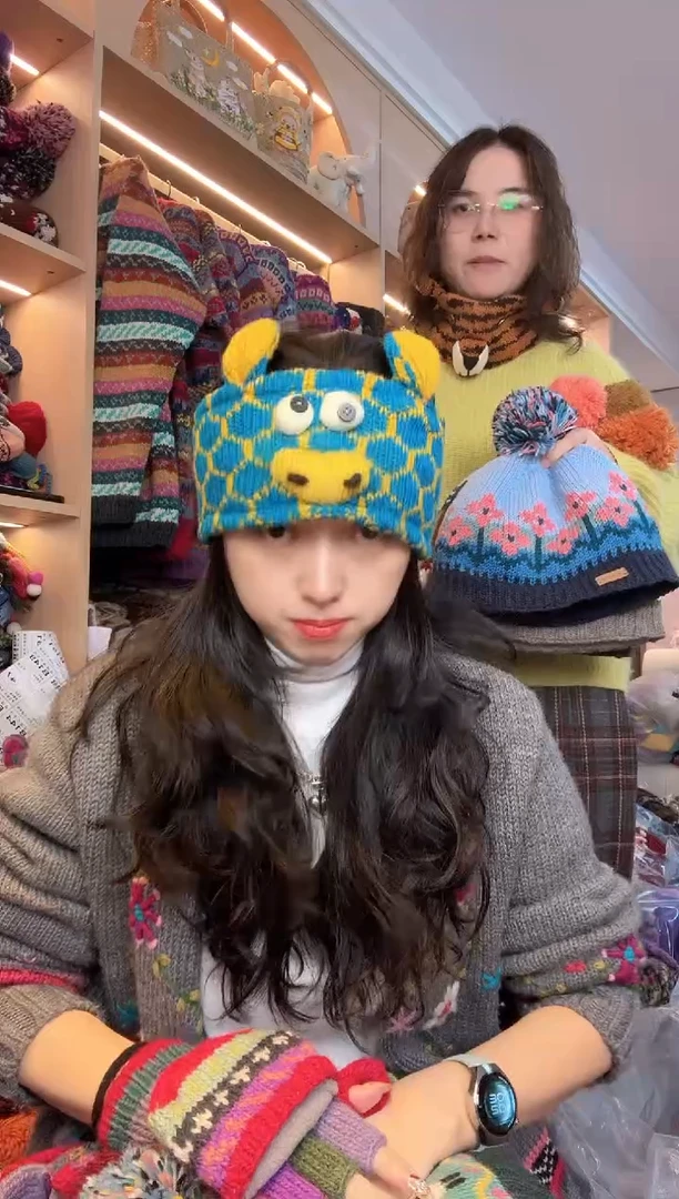 羊毛细羊毛蓝色长颈鹿发带