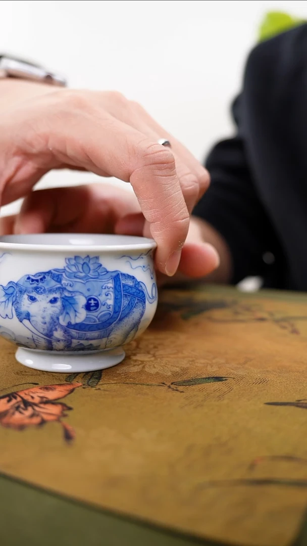 文浩柴窑青花吉象