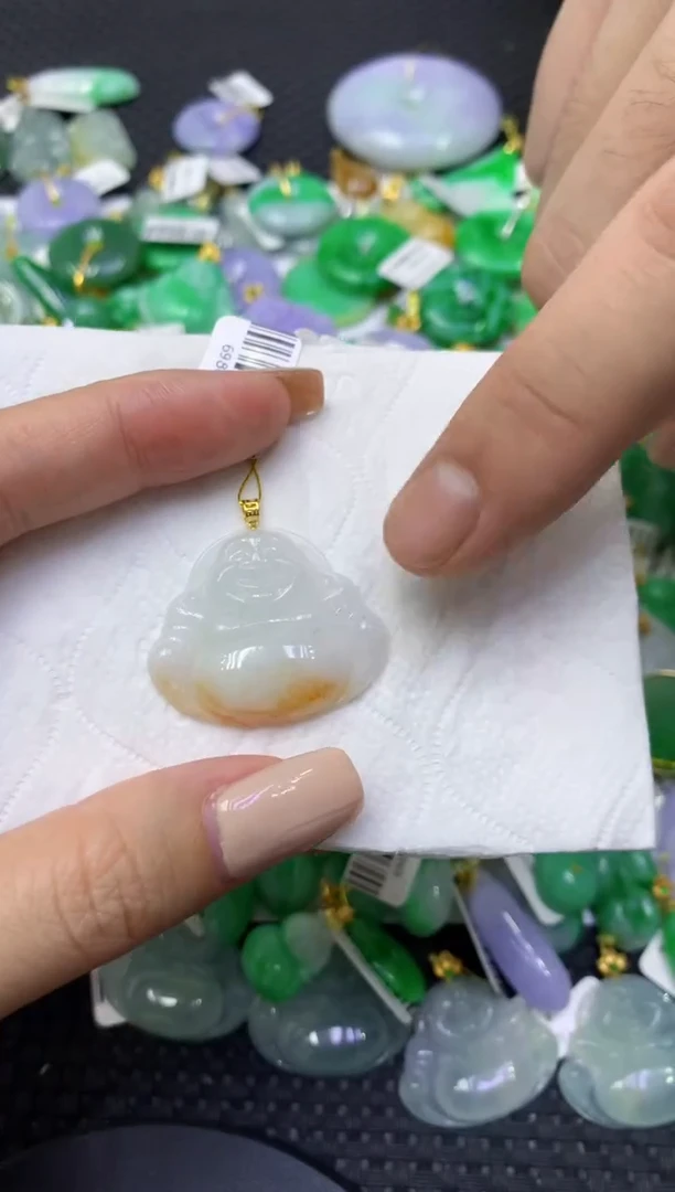 颈饰18K金镶嵌翡翠天然缅甸翡翠A货