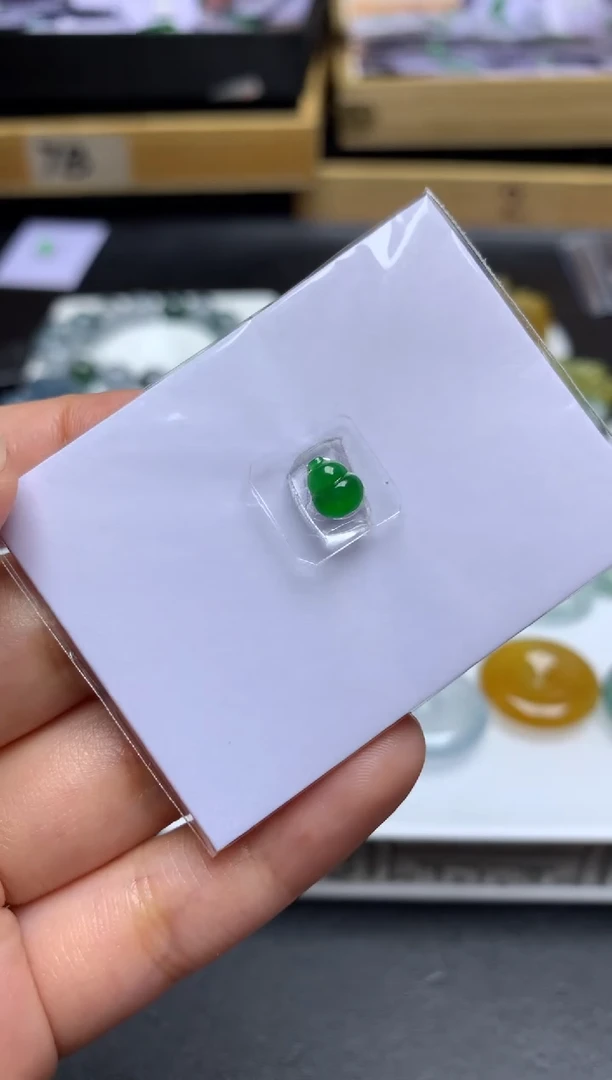 定制翡翠未镶嵌毛货