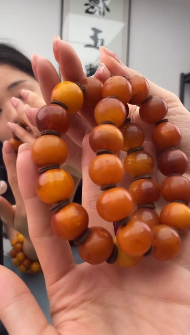 未镶嵌蜜蜡珠宝奇石038.17微瑕，假一罚十多样性发其一