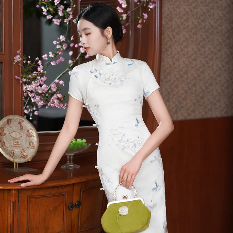 【琬素】白色绣花改良旗袍夏季中国风修身气质少女清新优雅连衣裙