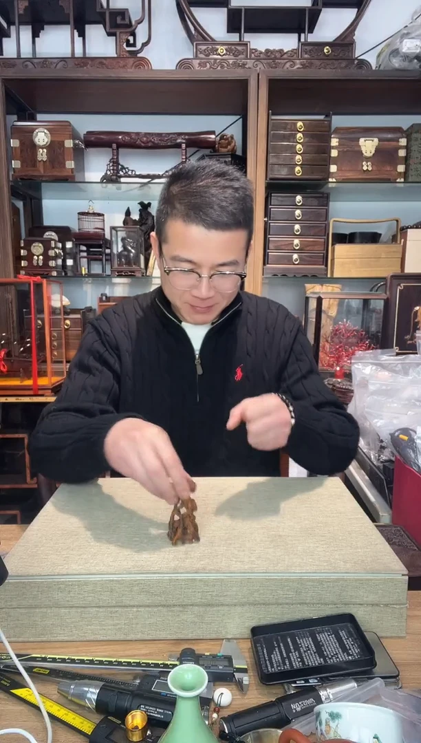 乌木类书架698红酸枝随形底座