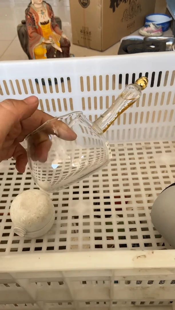 杯无运费险有瑕疵的摄影的产品有使用过的痕迹有点脏介意勿拍