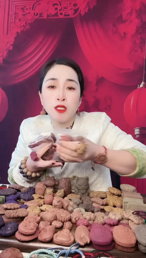 【闪购商品】泥塑瑕疵小配饰散包