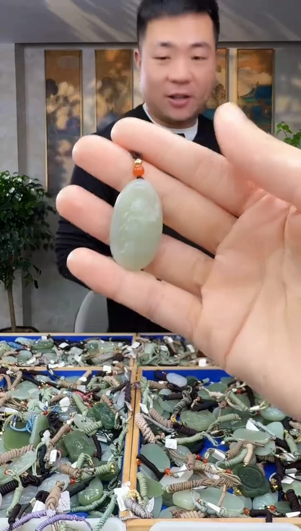 未镶嵌和田玉挂件拍一发一