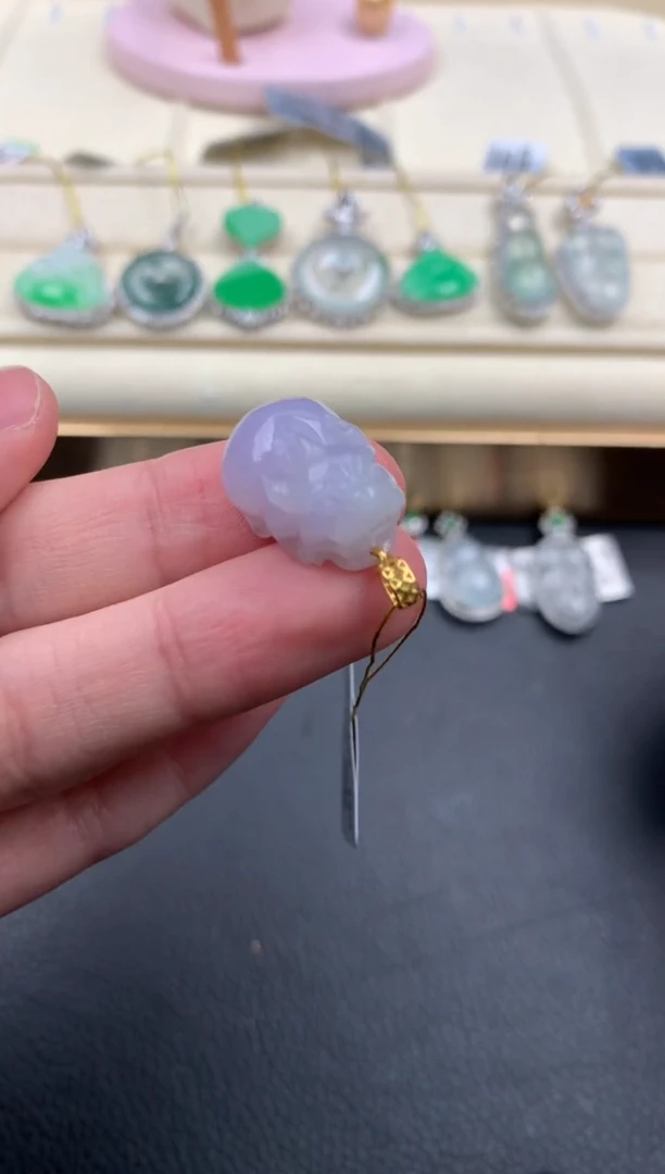 【闪购商品】翡翠颈饰18K金镶嵌D904