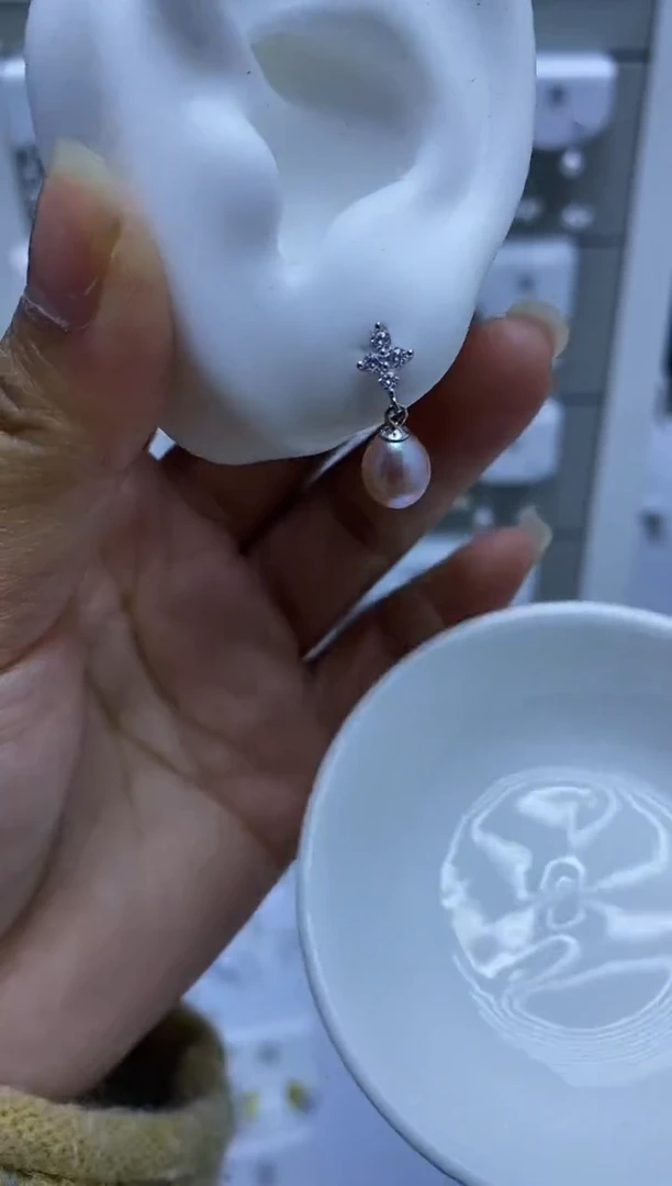 银S925镶嵌耳饰淡水珍珠75