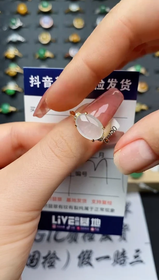 翡翠戒指银S925镶嵌........