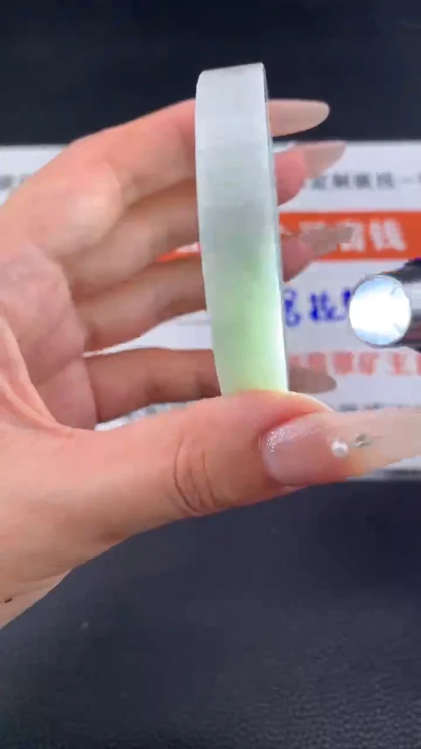 未镶嵌定制翡翠幸****6#手镯定制链接