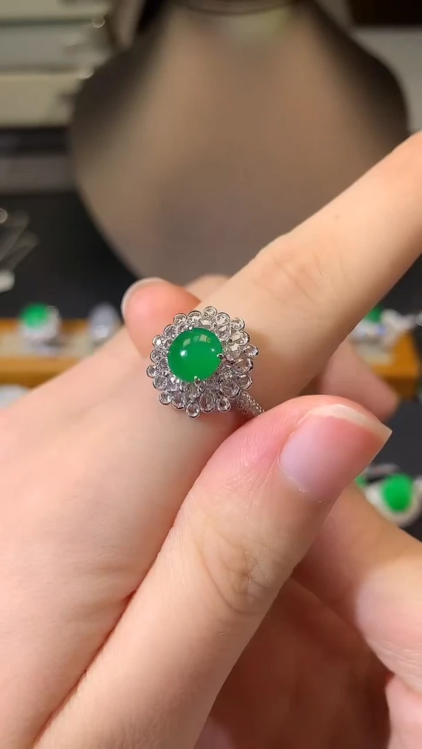 翡翠18K金镶嵌吊坠(不含链)戒指