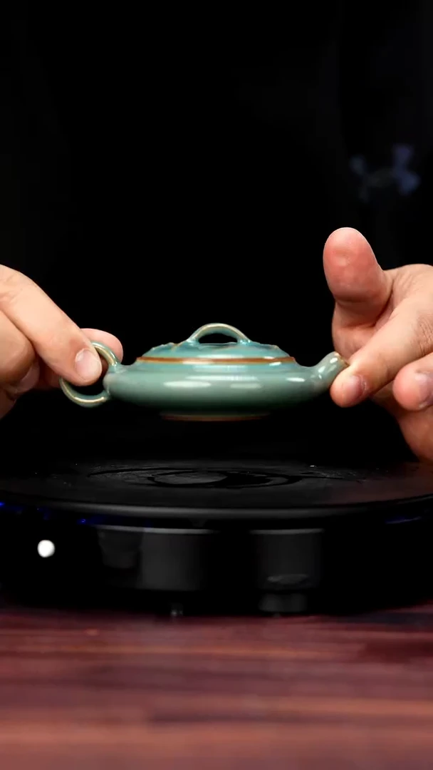 壶瓷666#于大鹏一级品原矿钧瓷雨山青竹韵虚扁壶