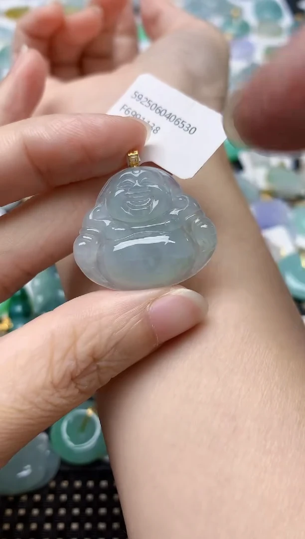 翡翠18K金镶嵌颈饰天然缅甸A货翡翠