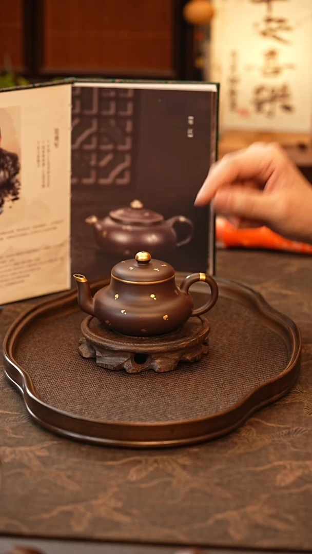 茶壶紫砂君德