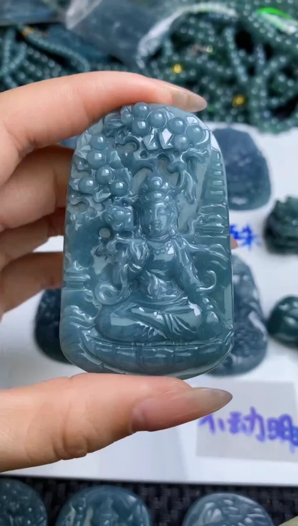 【闪购商品】翡翠颈饰未镶嵌