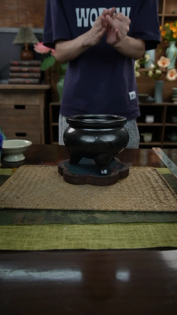 【闪购商品】无耳香炉G