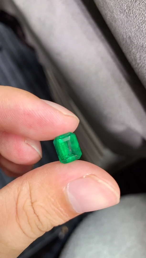 裸石祖母绿mk-14 2.15ct