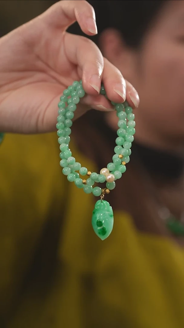 18K金镶嵌手串翡翠18k金翡翠手串