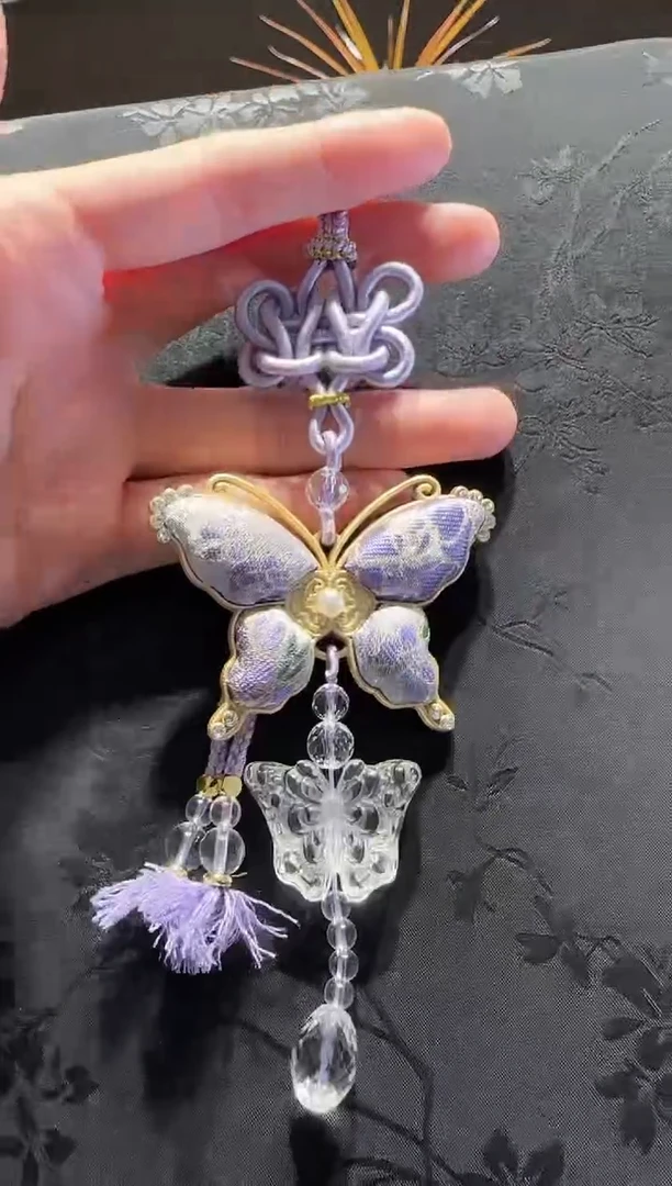 未镶嵌手绳水晶蝴蝶款多样性发货其一