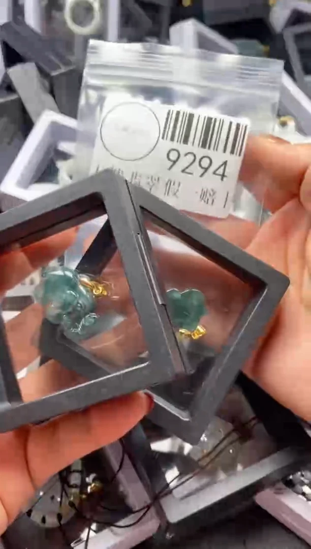 吊坠(不含链)未镶嵌翡翠失**命9294