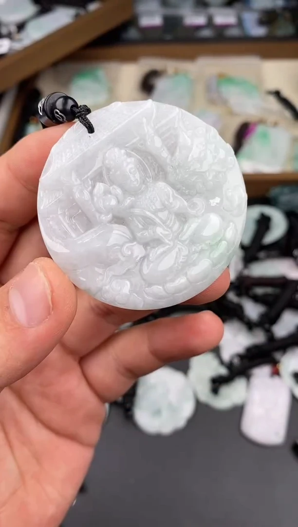 【闪购商品】翡翠颈饰未镶嵌  天然翡翠，一物一图