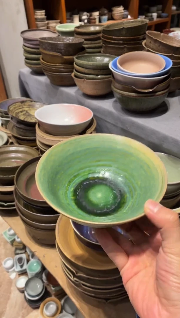 瓷片叶****️837苏打绿手工碗1个