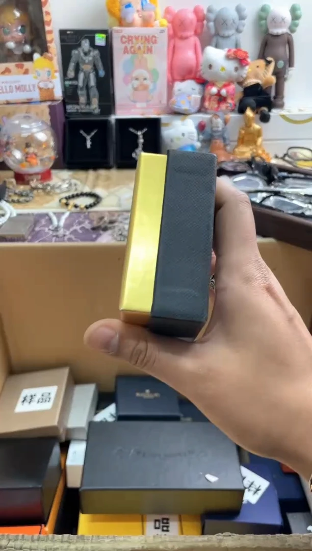 瓷片金耳钉=6666666666666