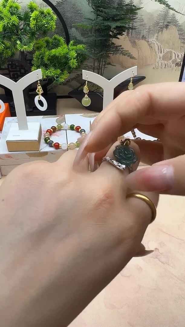 未镶嵌戒指翡翠154
