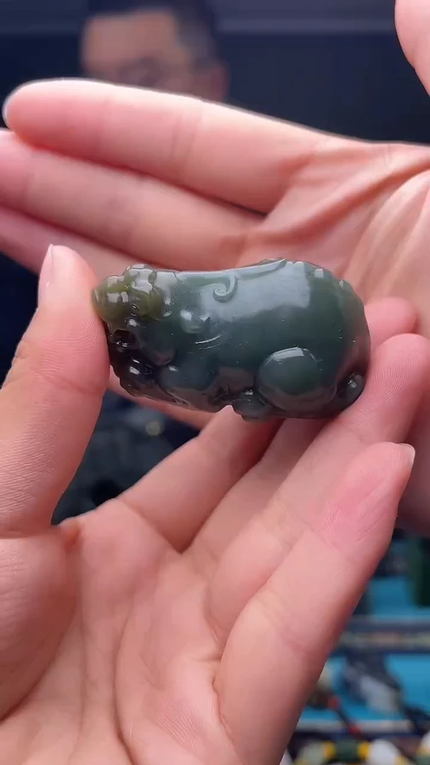 未镶嵌和田玉挂件1