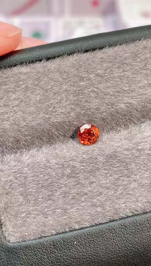 银S925镶嵌裸石石榴石（芬达石）0.62-99天然芬达石