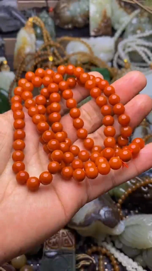 未镶嵌颈饰玛瑙/玉髓大****阳1