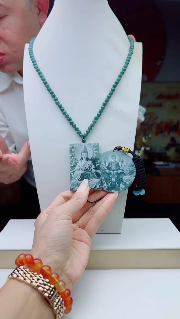 颈饰未镶嵌翡翠多样性发其一