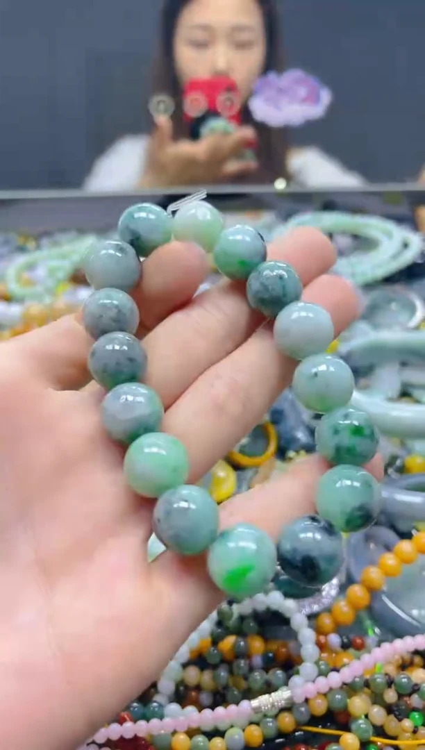 颈饰未镶嵌翡翠13MM/G/翡翠A货，一件也是批发价
