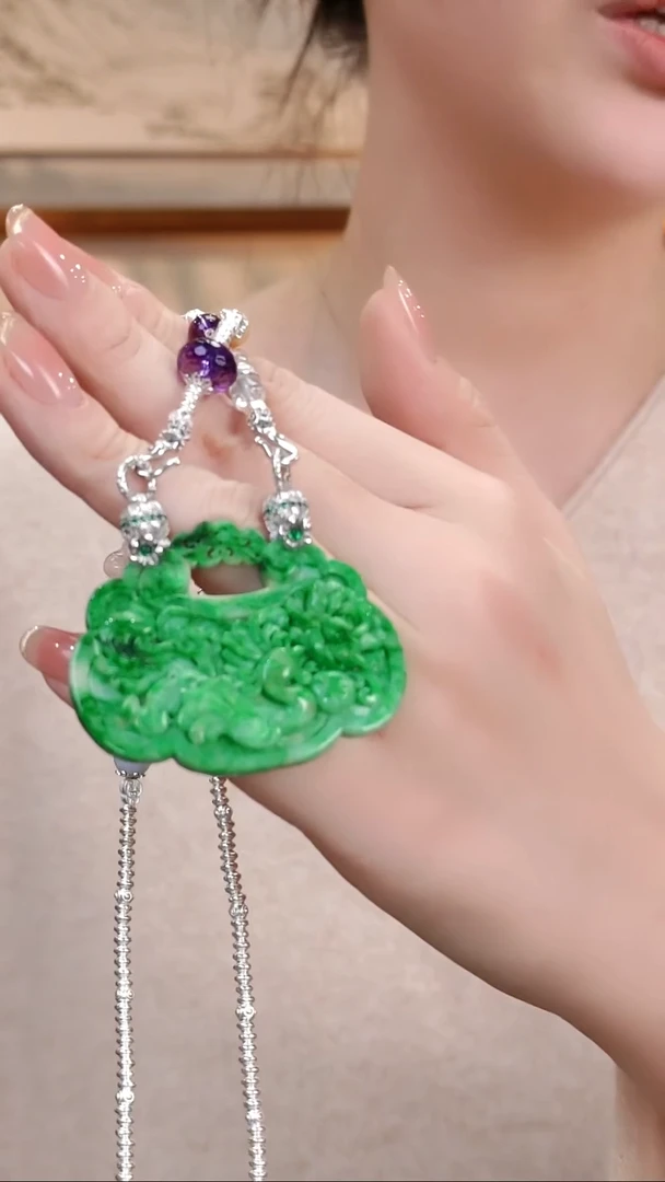 颈饰银S925镶嵌翡翠国风