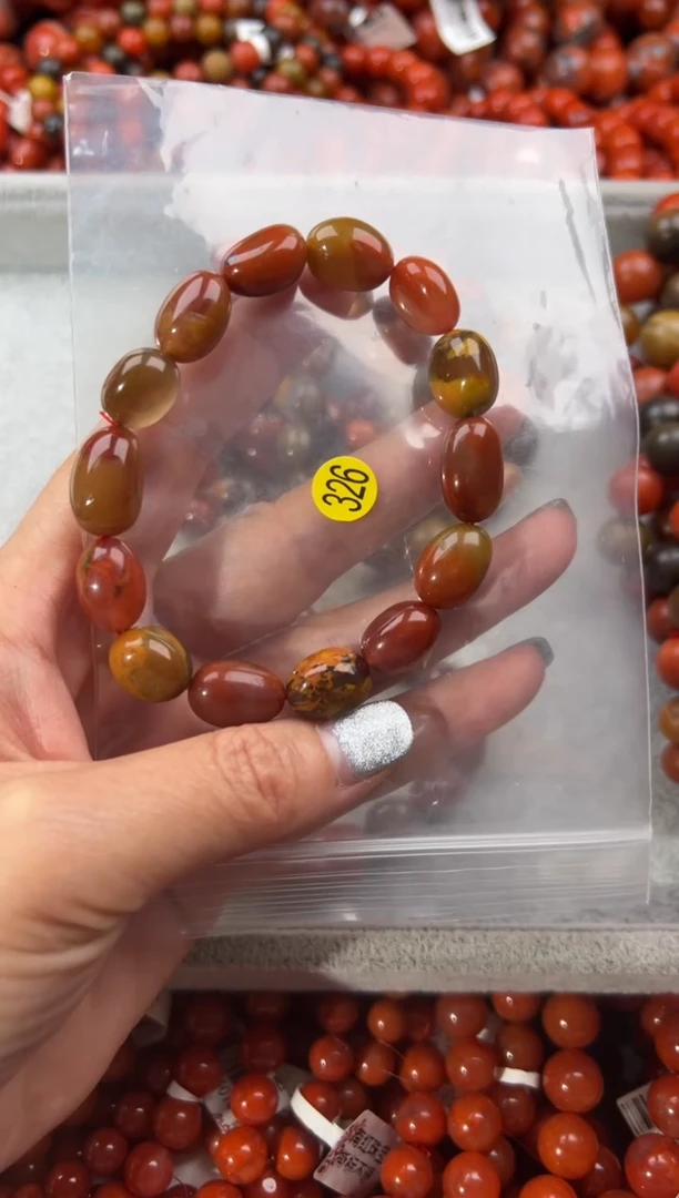 未镶嵌手串南红玛瑙1