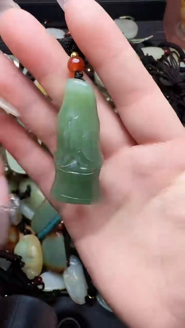 【闪购商品】和田玉颈饰未镶嵌竹节