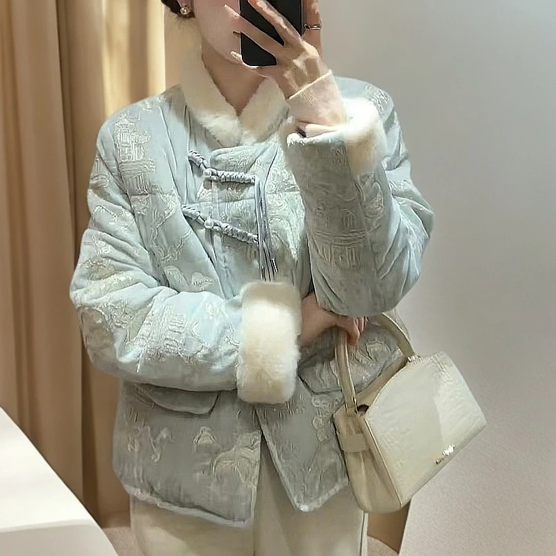 新中式刺绣盘扣精致羽绒棉服女冬新款2025短款水貂毛拼接国风外套